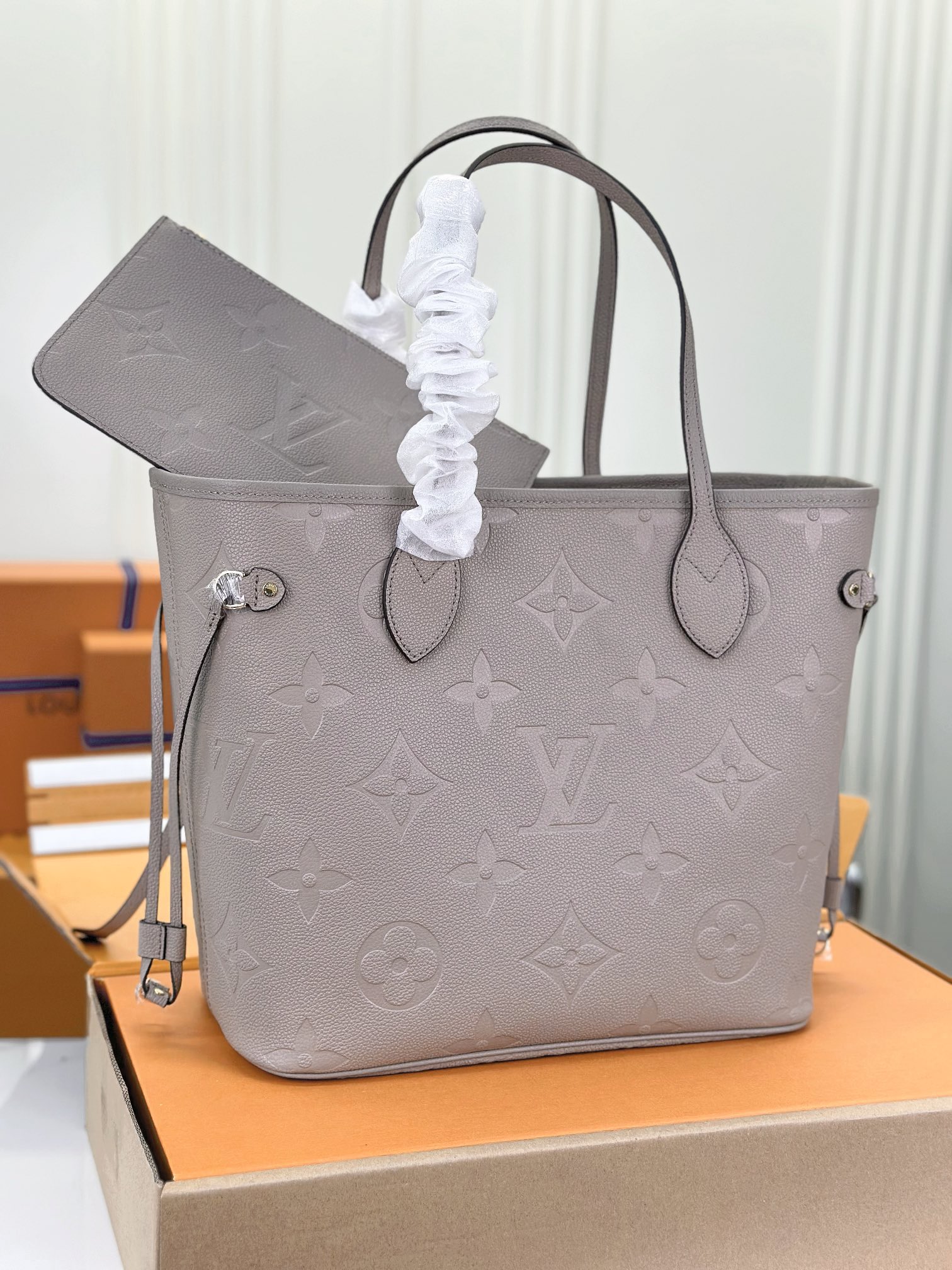 LV Shopping Bags